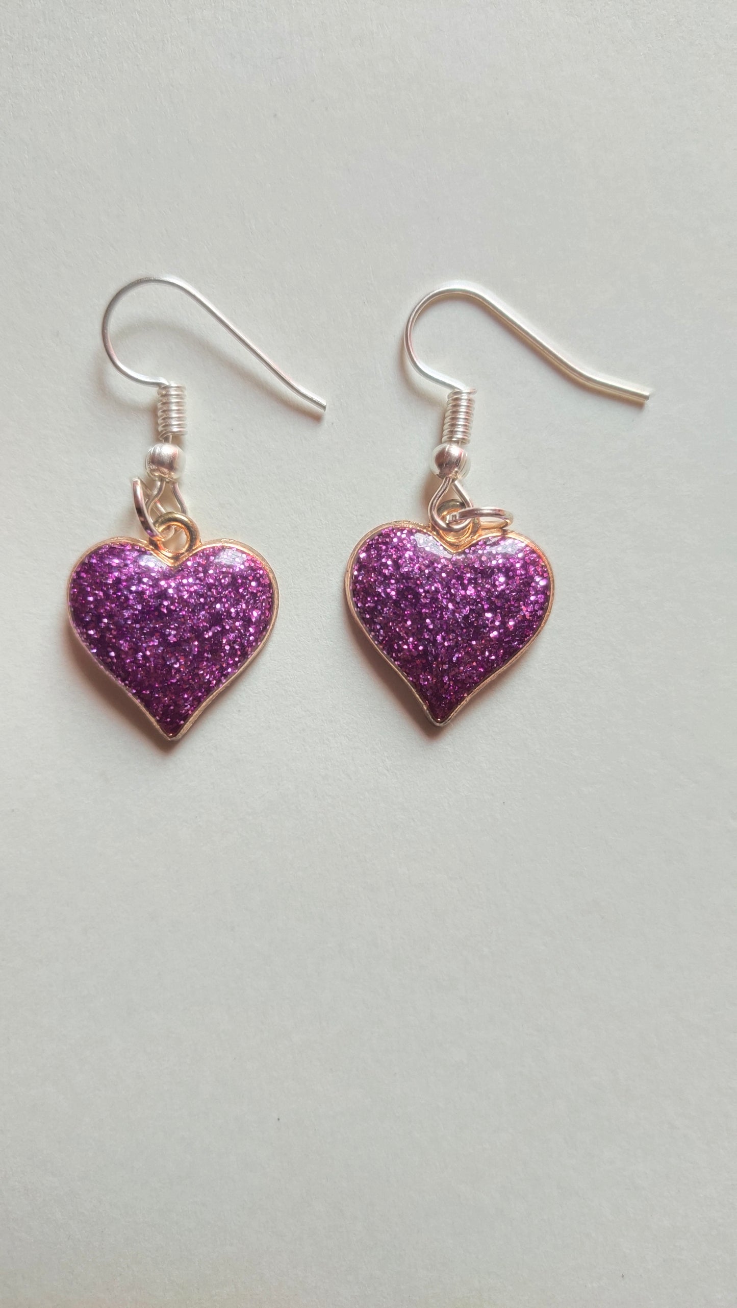 Violet glitter heart